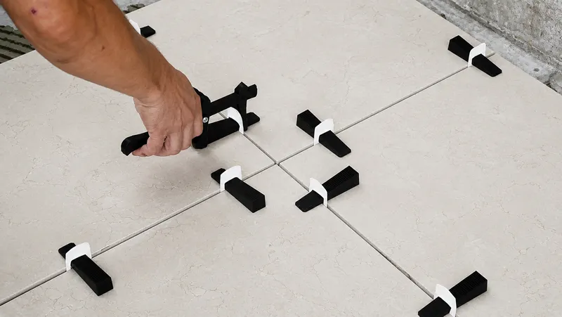 Heka Nivofix Basisset 1,5 mm (100 Laschen, 100 Keile, 1 Zange) 8