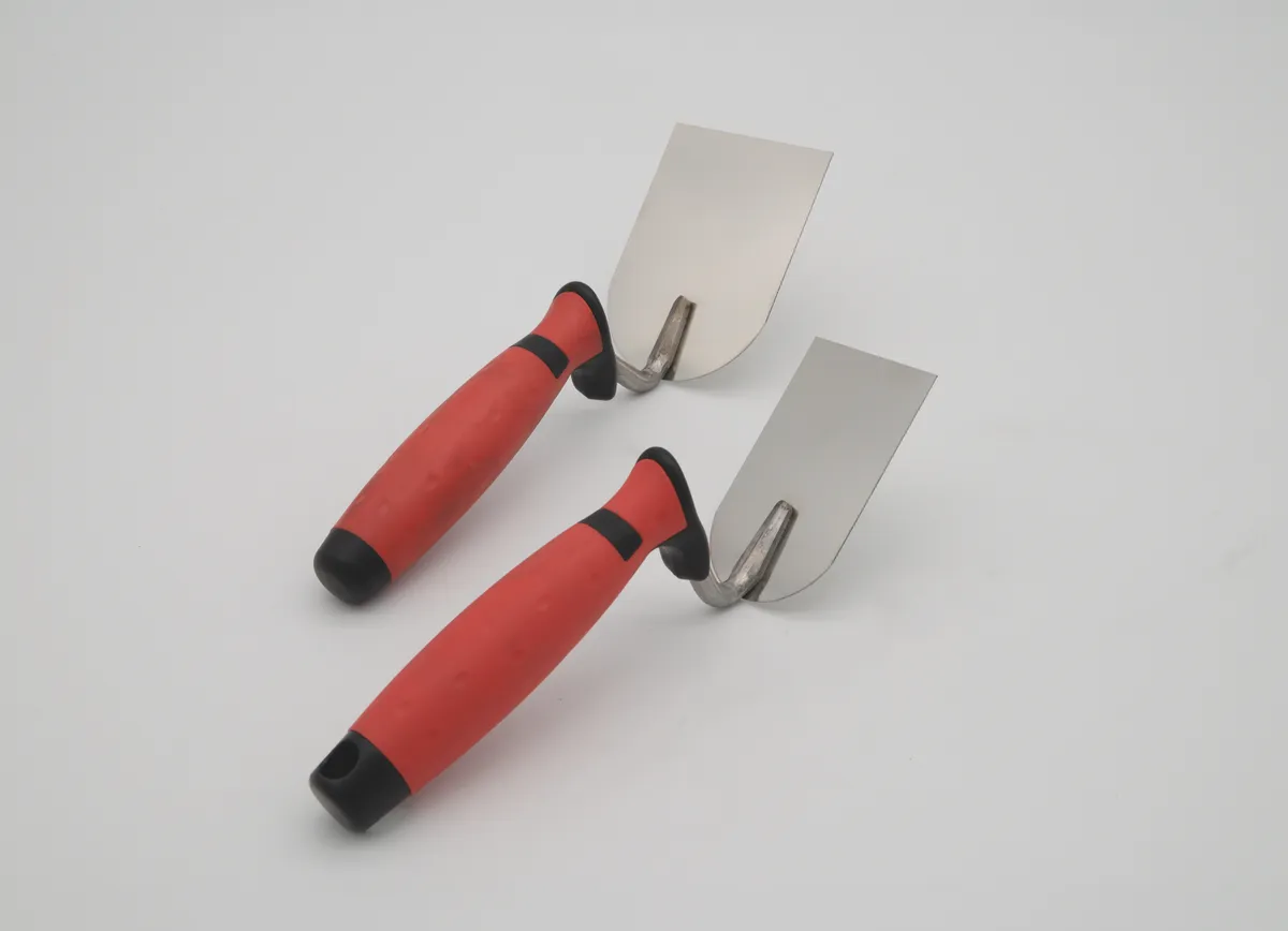Gipserspachtel 80 mm rostfrei mit langem Softgriff 1