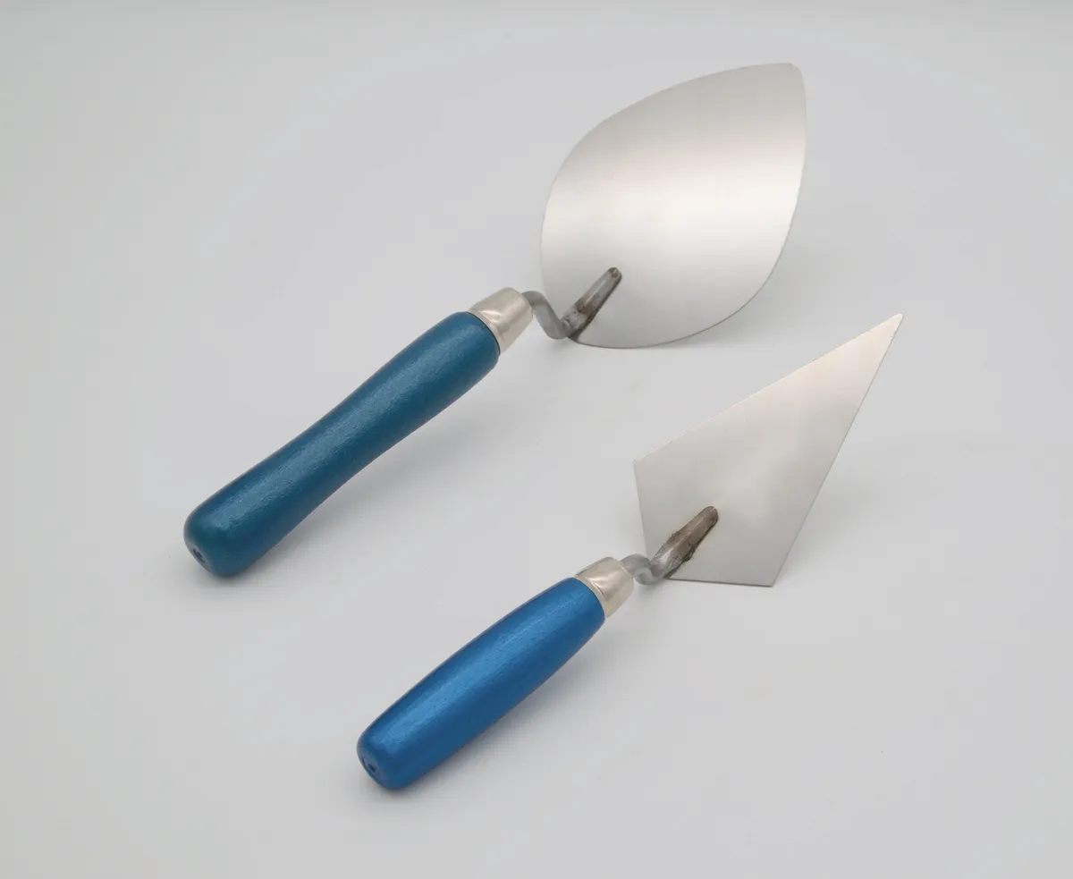 Fliesenkelle 160 mm Herzform mit Gummikappe rostfrei 1