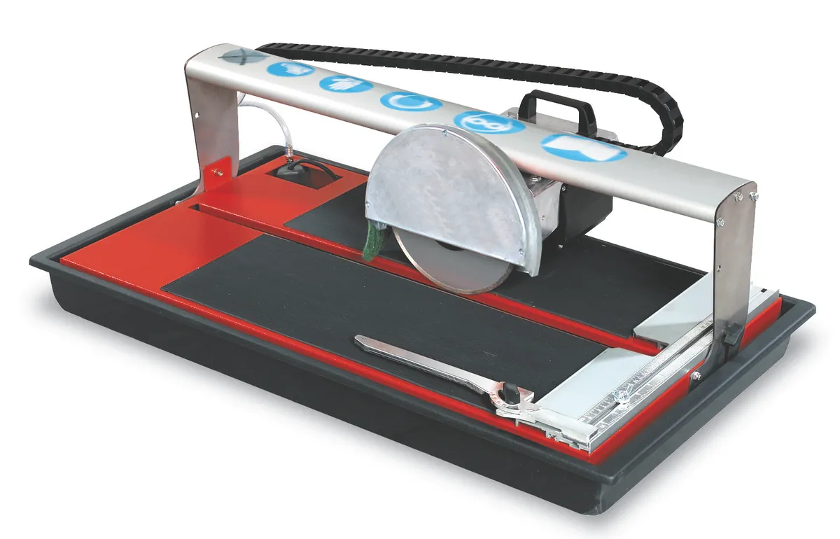 Nassschneider Beta 230 mit Blatt Schnittlänge 570 mm 230/25.4 mm 0